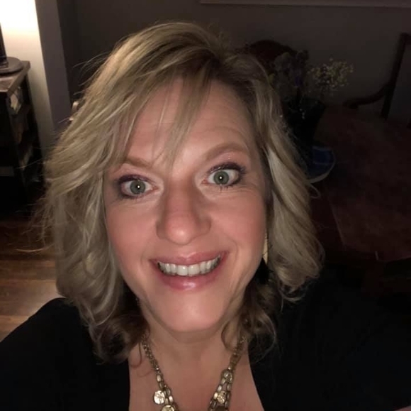 Meet your Posher, Deniese - Picture 1 of 1